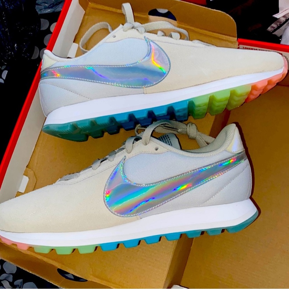 Nike Womens Pre Love Ox Sneakers Shoes Gray